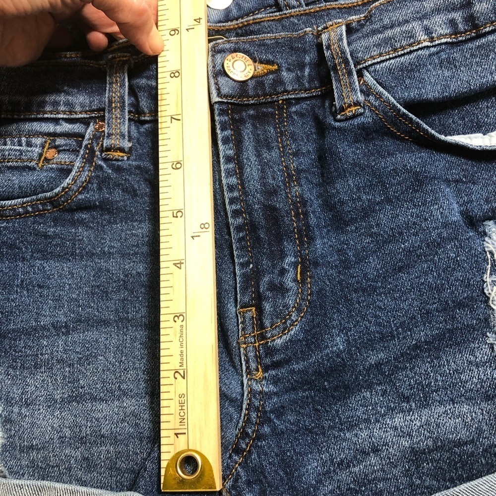 2 Pc Bundle Denim Jean Shorts Cut Off Sz 4 27 Mid-Rise Casual Festival Beach - Picture 7 of 10